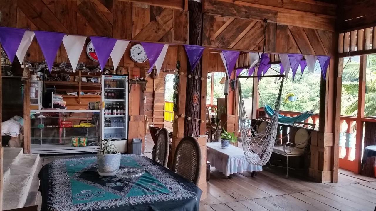Sibayak Guesthouse Tuk Tuk Eksteriør bilde