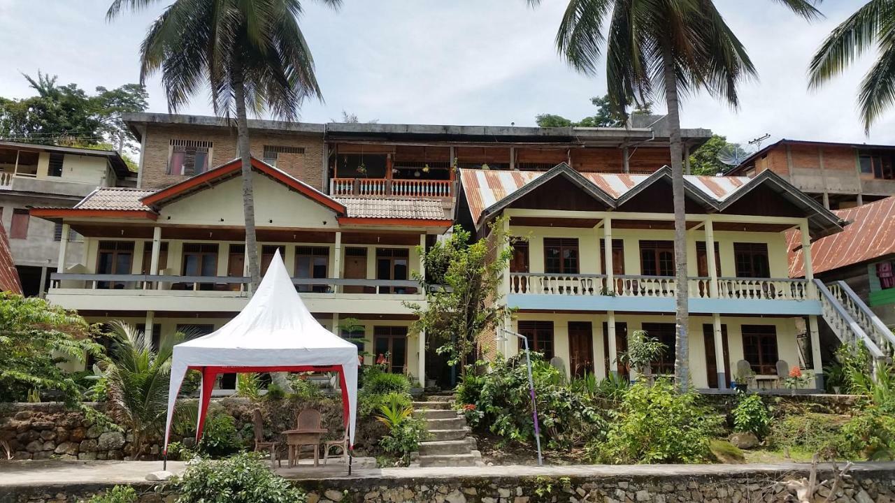 Sibayak Guesthouse Tuk Tuk Eksteriør bilde